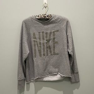nike grey cut off sweatshirt size m